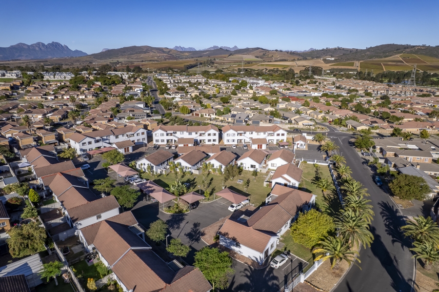 2 Bedroom Property for Sale in Brackenfell South Western Cape